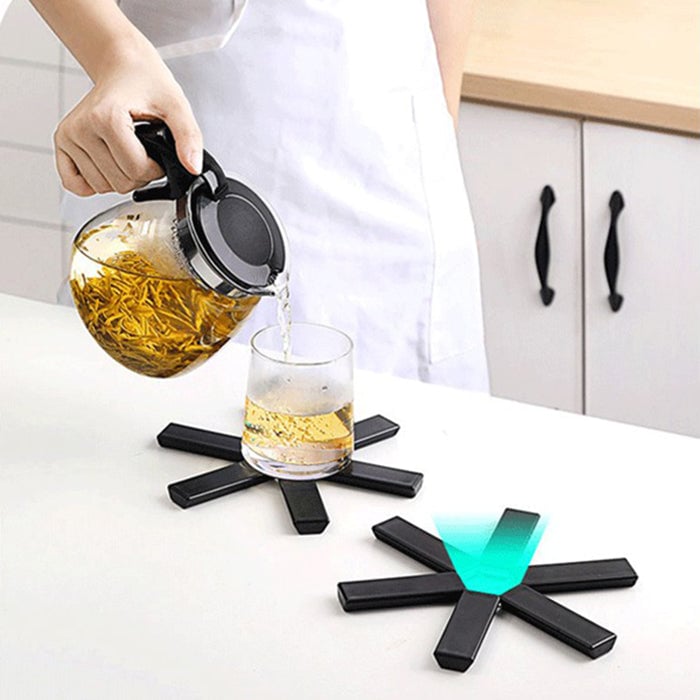 (🎁Selling) Creative Folding Insulation Pad,🔥Buy 3 Get 1 Free